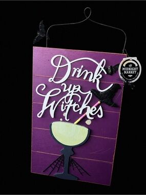 Vintage-Inspired “Drink Up Witches” Halloween Wall Decor 🎃🧙‍♀️